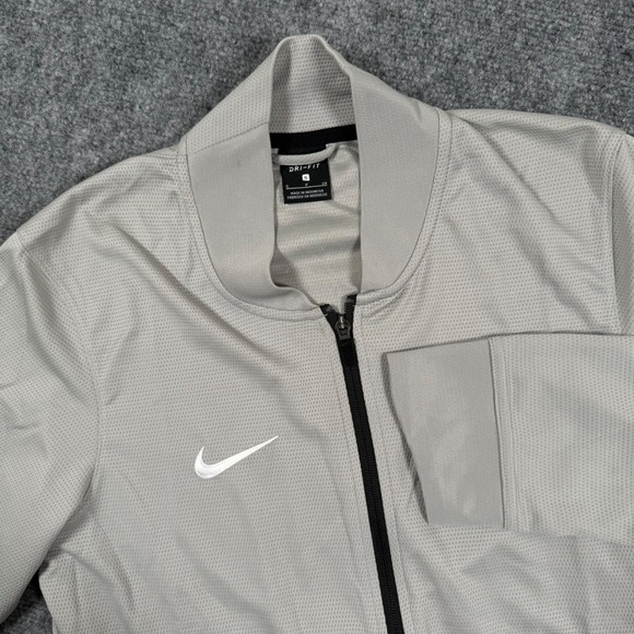 Nike Dri Fit Jacket Small Gray Totality Full-Zip Full Zip Lightweight Train Mens - Picture 1 of 11